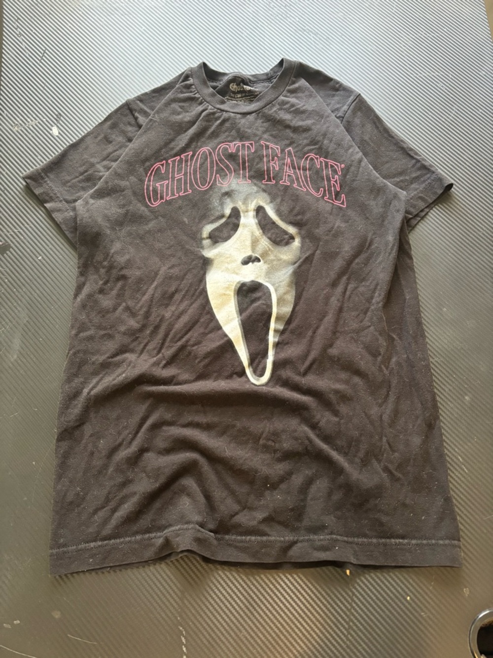 Ghost Face Graphic Tee Size S MEASUREMENTS SHOWN
